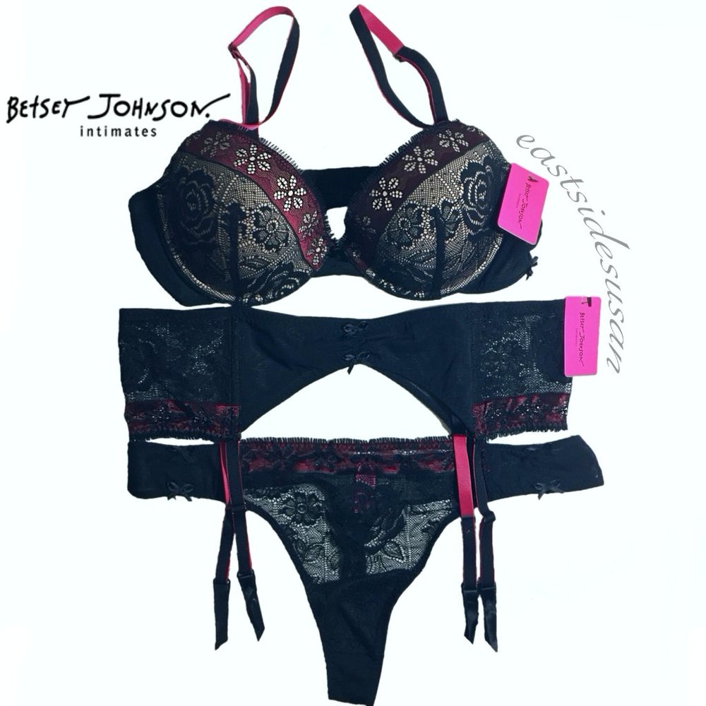 NWT! 3 PC SET  Bra, Thong & Garter Black Rose Lace w Pink Satin